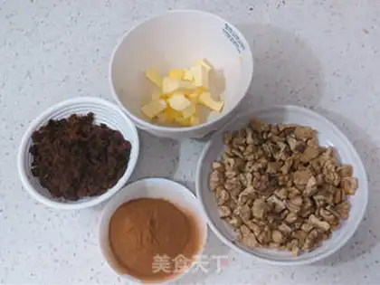 Make Black sugar cinnamon hand tore step 6