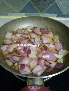 Make Onion fried eggs step 8