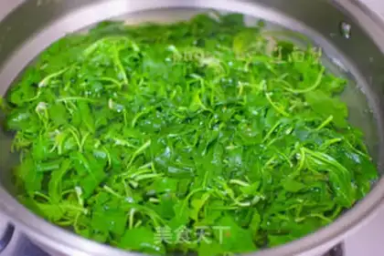 Make Fresh, juicy dumplings step 4