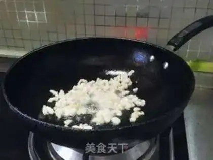 Make Family version of old Beijing noodles step 6
