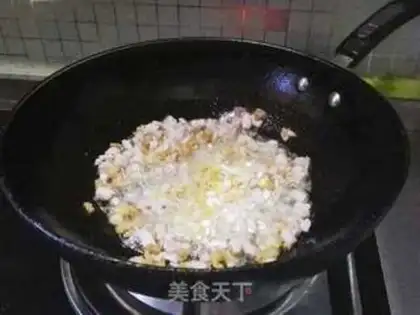 Make Family version of old Beijing noodles step 8