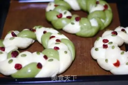 Make ♪ Christmas croissants ♪ step 16