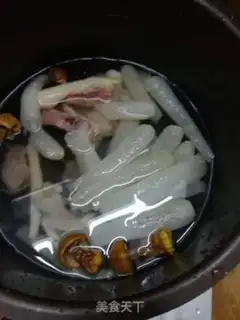 Make Chicken bamboo soup step 2