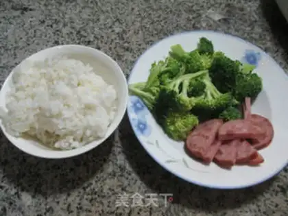 Make Elbow ham and broccoli step 0