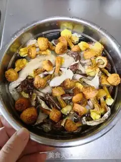 Make Mixer chicken soup step 3