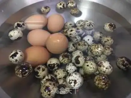 Make Five cedar quail eggs step 0