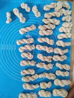 Make Honey coconuts step 11