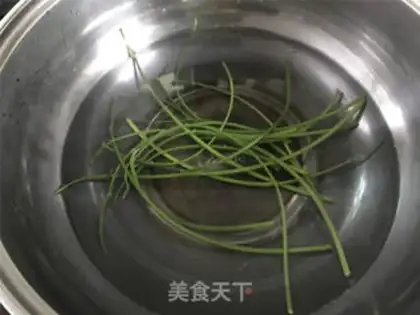 Make radish larvae step 3