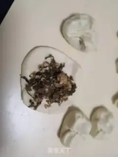 Make Plum-crackers step 16
