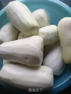 Make How to make a spicy radish step 1
