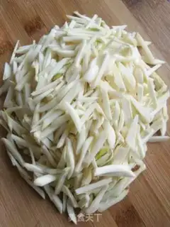 Make How to make a spicy radish step 6