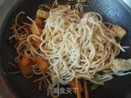 Make Spicy noodles step 8