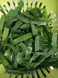 Make Scratch and garlic step 2