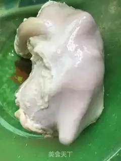 Make Pepper pig belly chicken step 2