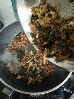 Make Plumsy buns step 12