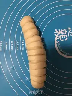 Make Bean caterpillar bread step 5