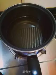 Make How to fire a wooden ear without a pot step 6