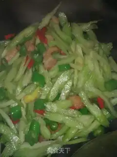 Make Red sugar with a bouquet step 0