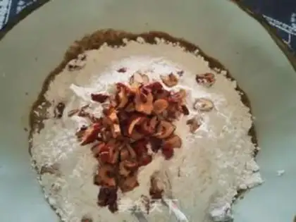 Make Red sugar with a bouquet step 4