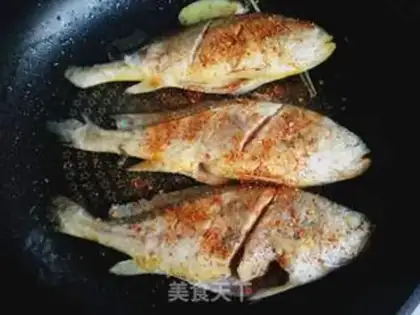 Make Fried yellow fish step 3