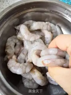 Make Pretzels, fried shrimp step 3