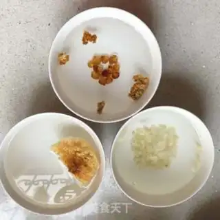 Make Soap corneas and silver ears step 1