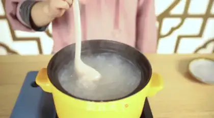 Make Sweet chestnut congee step 4