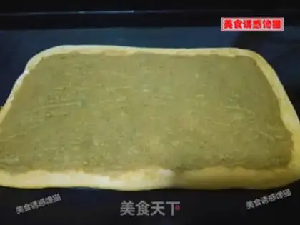 Make Pumpkin rolls step 4