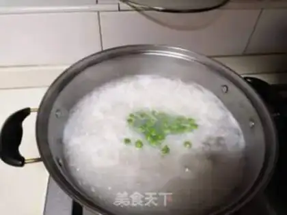 Make Roach and pea porridge step 5