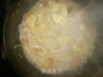 Make Tomato eggs hanging step 4