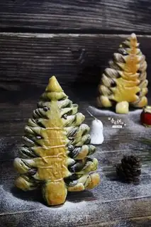 Make Christmas bread step 18