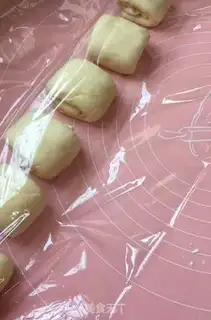 Make Egg-bread step 8