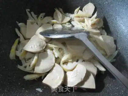 Make Scrambled chicken step 3