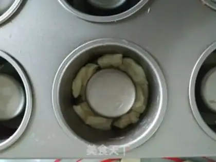 Make Fish sausage toast step 9