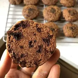 Make Wheat sprouts and red sugar cookies step 12