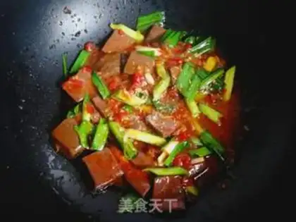 Make Garlic seed burns duck blood step 11