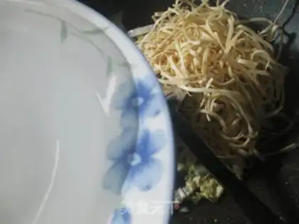 Make Squeeze the cabbage and soup step 3