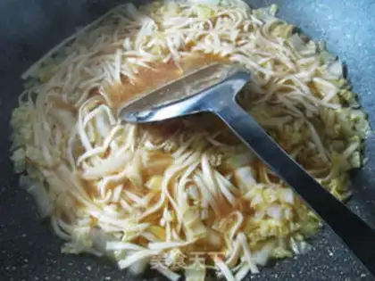 Make Squeeze the cabbage and soup step 8