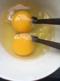 Make Nutritional chicken mushroom fire pot step 1