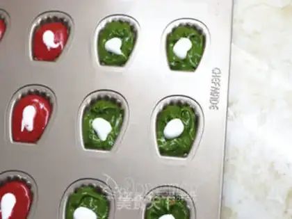 Make "Christmas Madeleine." step 14