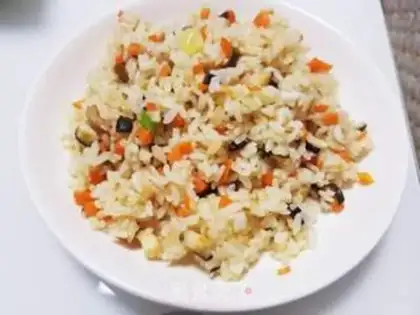 Make Carrot mushroom fried rice step 4