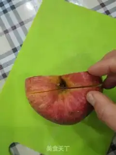 Make Apple race crabs step 2