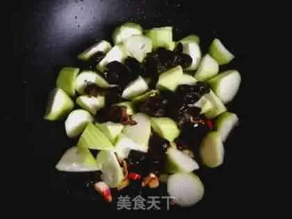 Make Noodles and silk step 3