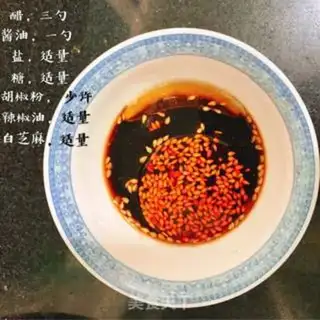 Make Sea-headed eggs step 1