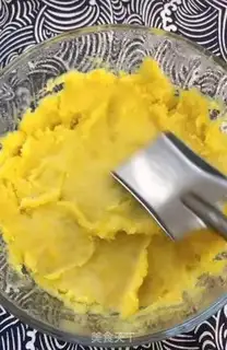 Make Cheese melon ball step 2