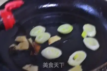 Make Jell-O fish step 5