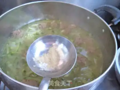 Make Beefball radish soup step 9
