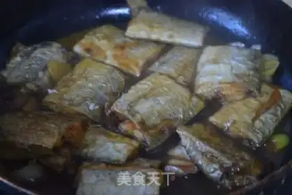 Make Jell-O fish step 7