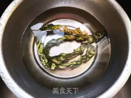 Make Dry radish step 0