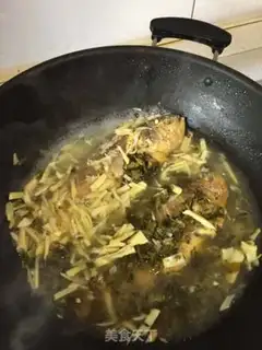 Make Snow pickles and yellow fish step 5